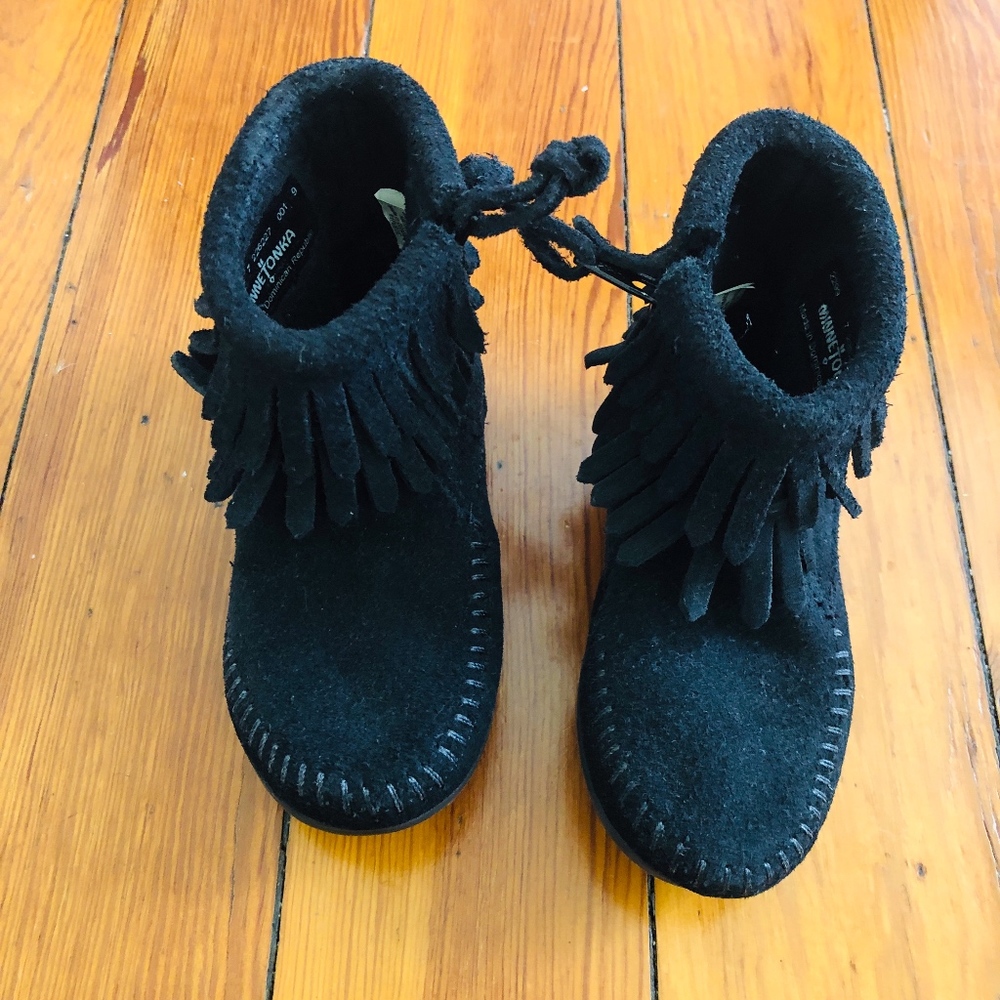 Black Suede Unisex Minnetonka Moccasins